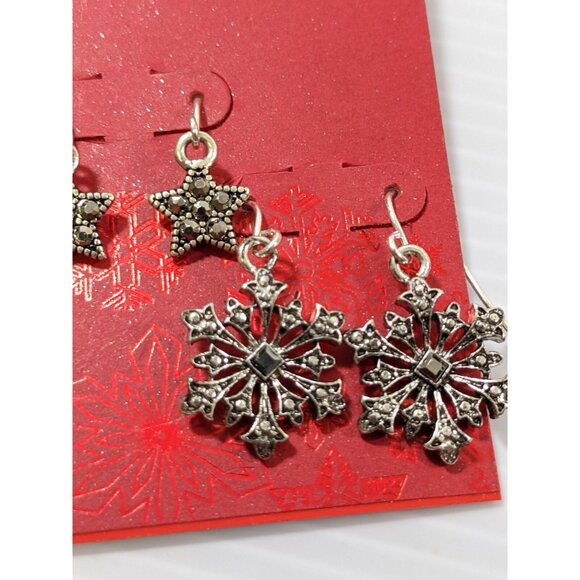 Happy Holidays Set of 3 Silver Tone Christmas Tree Snowflake Star Dangle Earring - Picture 4 of 6